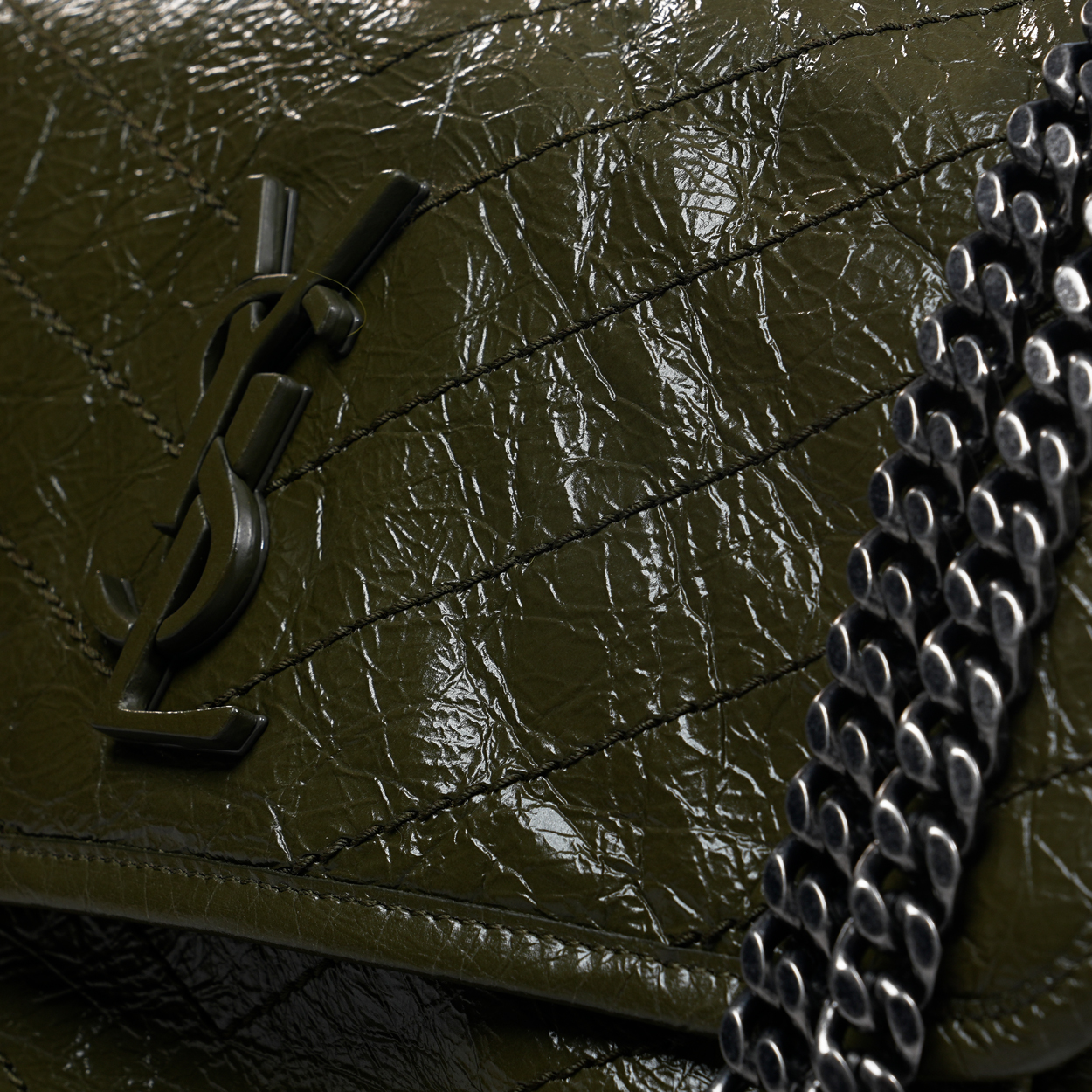 Yves Saint Laurent - Khaki Distressed Chevron Leather Medium Niki Bag
